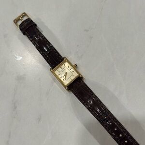 SEIKO Gold Square Face Watch with Brown Leather Strap (women)